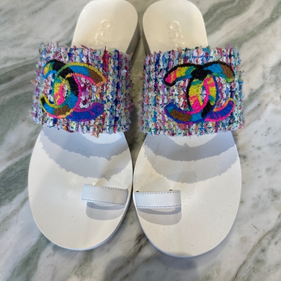 Brand new Chanel color tweed toe ring slides  Sandals - Picture 2 of 3